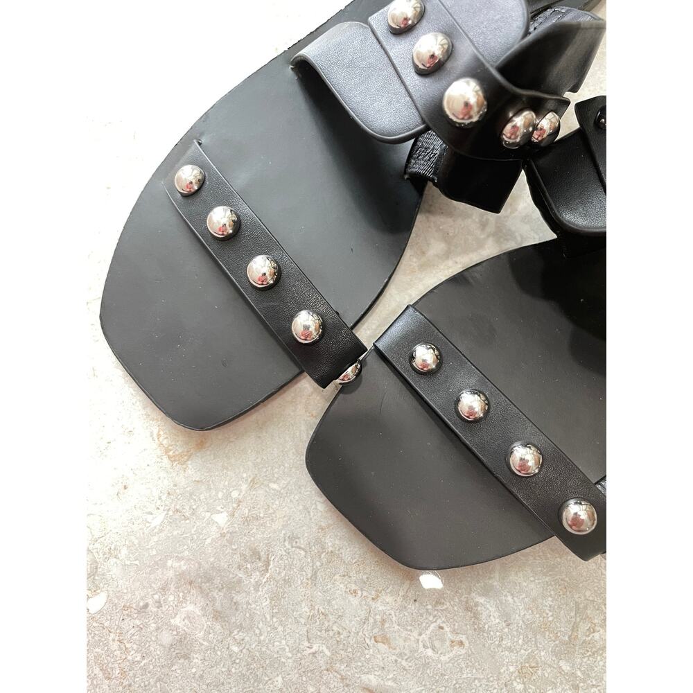 Marc Fisher Burlina Studded Flip Flops Sandals Womens 7 Black Faux Leather Flats - Picture 5 of 9